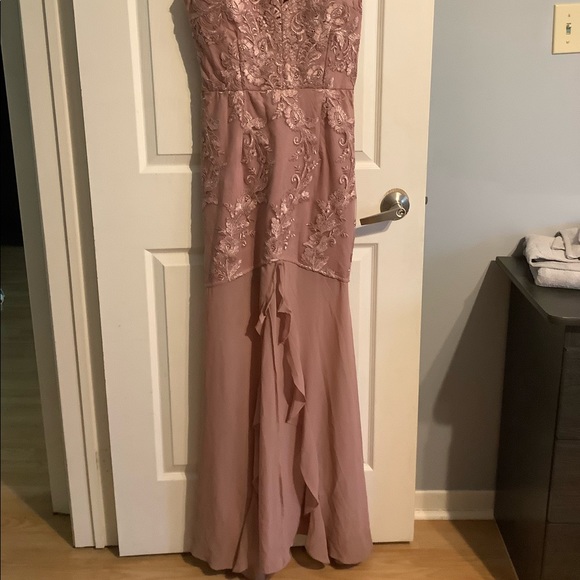 Fashion Nova Dresses & Skirts - 16.Woman’s gorgeous gown